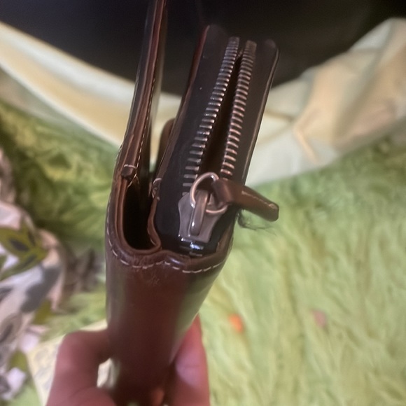 Vintage Dooney And Bourke Wallet - Picture 9 of 9